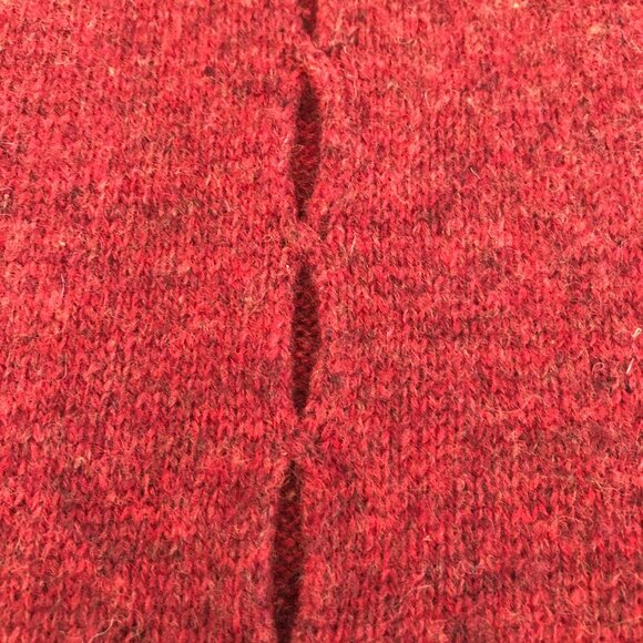 Vintage Wool + Acrylic Scarf w Cut-out Design Rust Blend Size OS - Picture 7 of 9